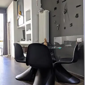 Apartment Laboratorio Toledo, Naples